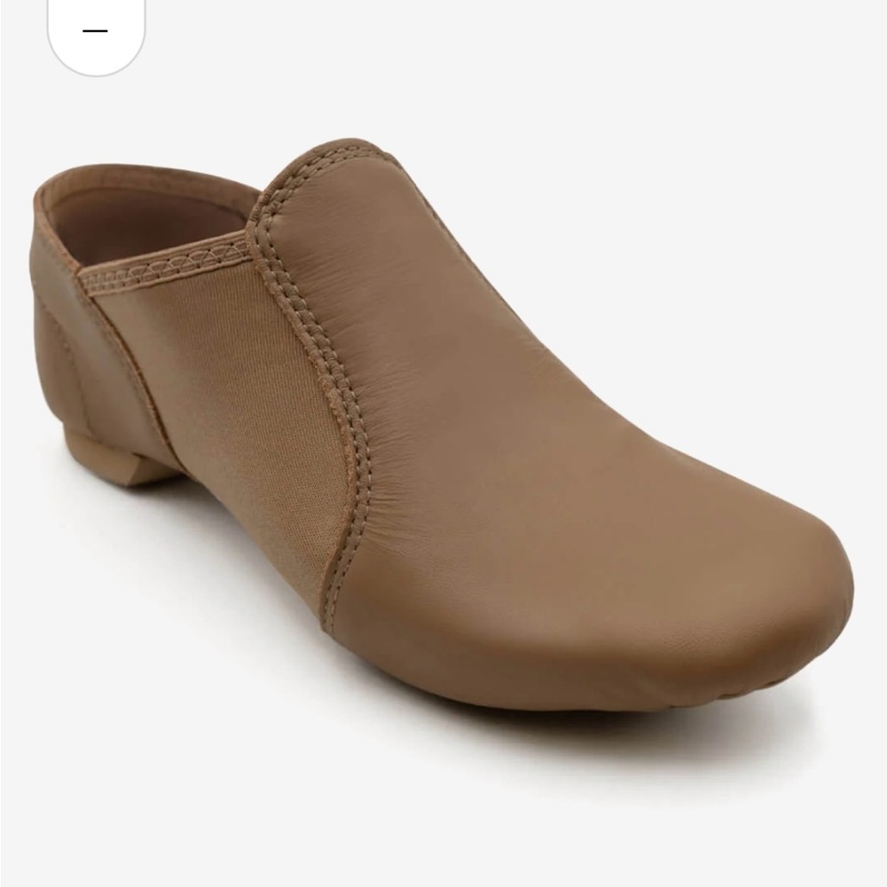 Capezio Kids E Series Jazz Shoes in Caramel